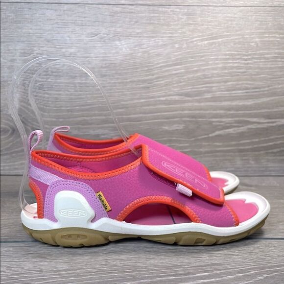 Keen Knotch River Little Girl Sz 2 Pink Purple Orange White Open Toe Sandals - Picture 1 of 12